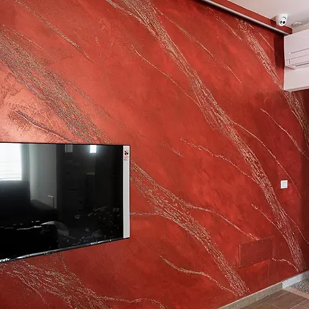 Mola's Square House 莫拉-迪巴里