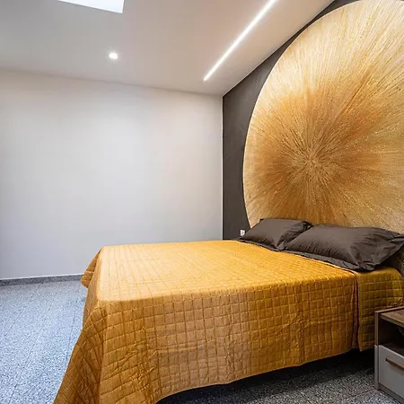 Pensjonat Mola's Square House